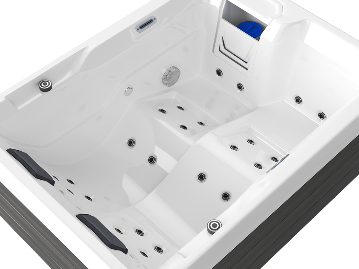 Seasonal Hot Tub Care: Winterizing and Summer Maintenance