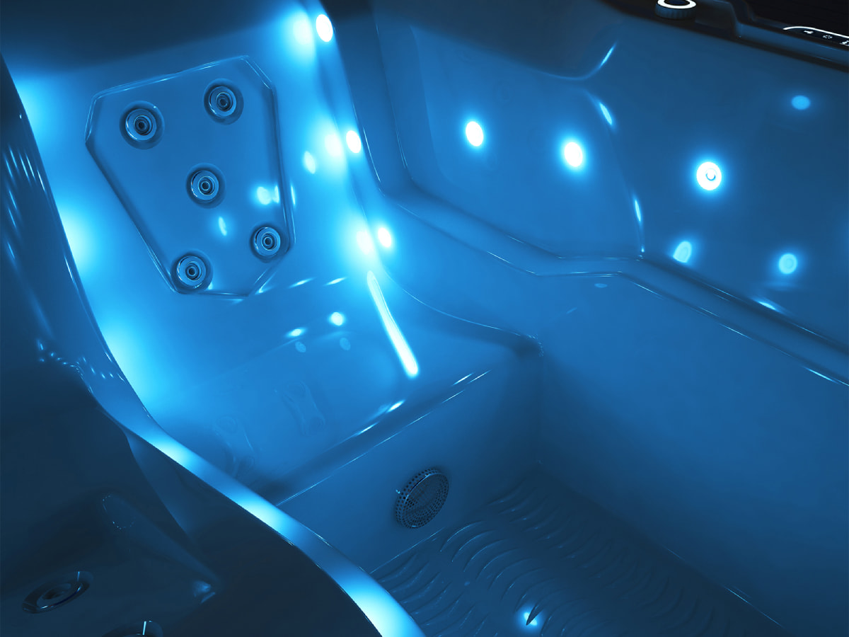 Hot Tub Jets 101: How They Enhance Your Relaxation